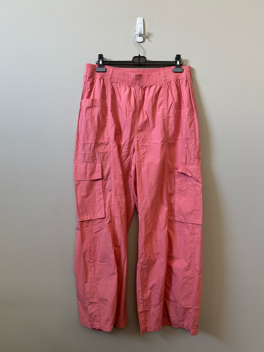 Aerie (NWT) Coral pink cargo pants - XL
